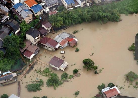 日本暴雨已造成多人死亡，“日本沉没”会成真吗