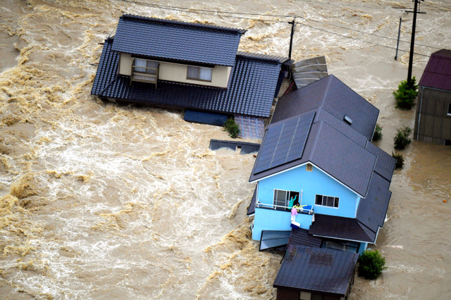 日本暴雨已造成多人死亡，“日本沉没”会成真吗